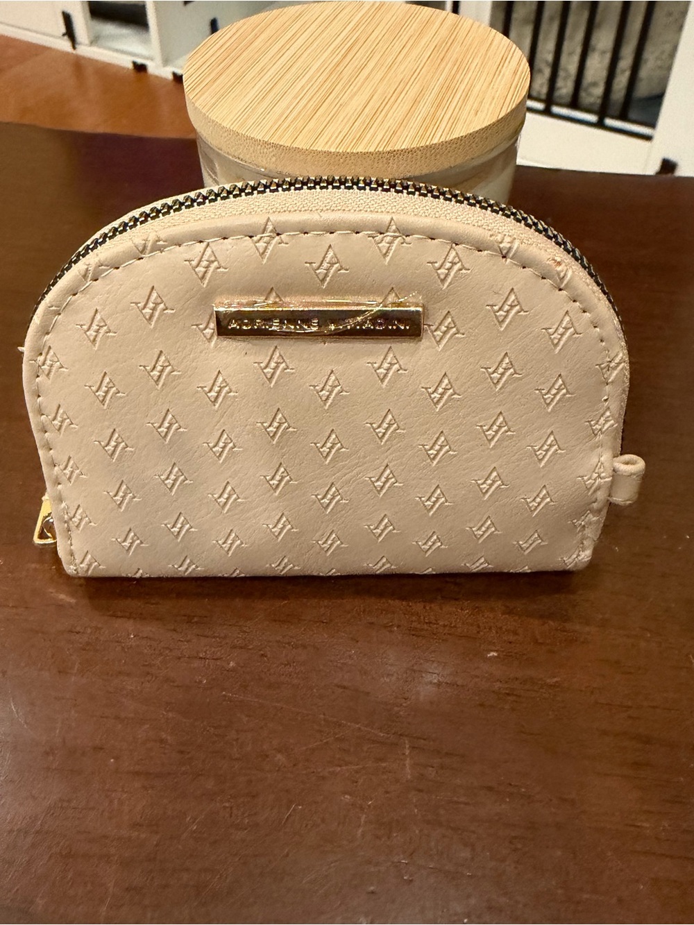 NWOT Adrienne Vittadini Embossed Beige Zip Vegan Leather card holder wallet